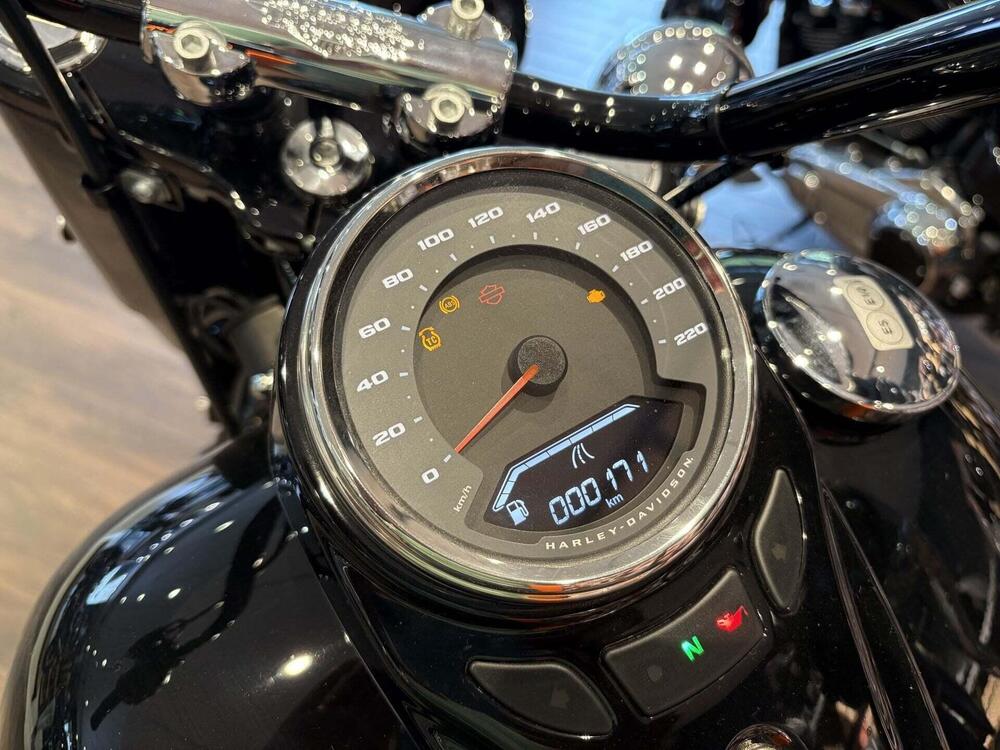 Harley-Davidson Heritage Classic (2025 - 26) (4)