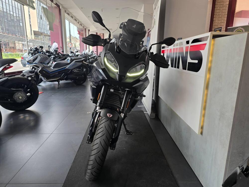 Bmw F 900 XR (2025 - 26) (3)