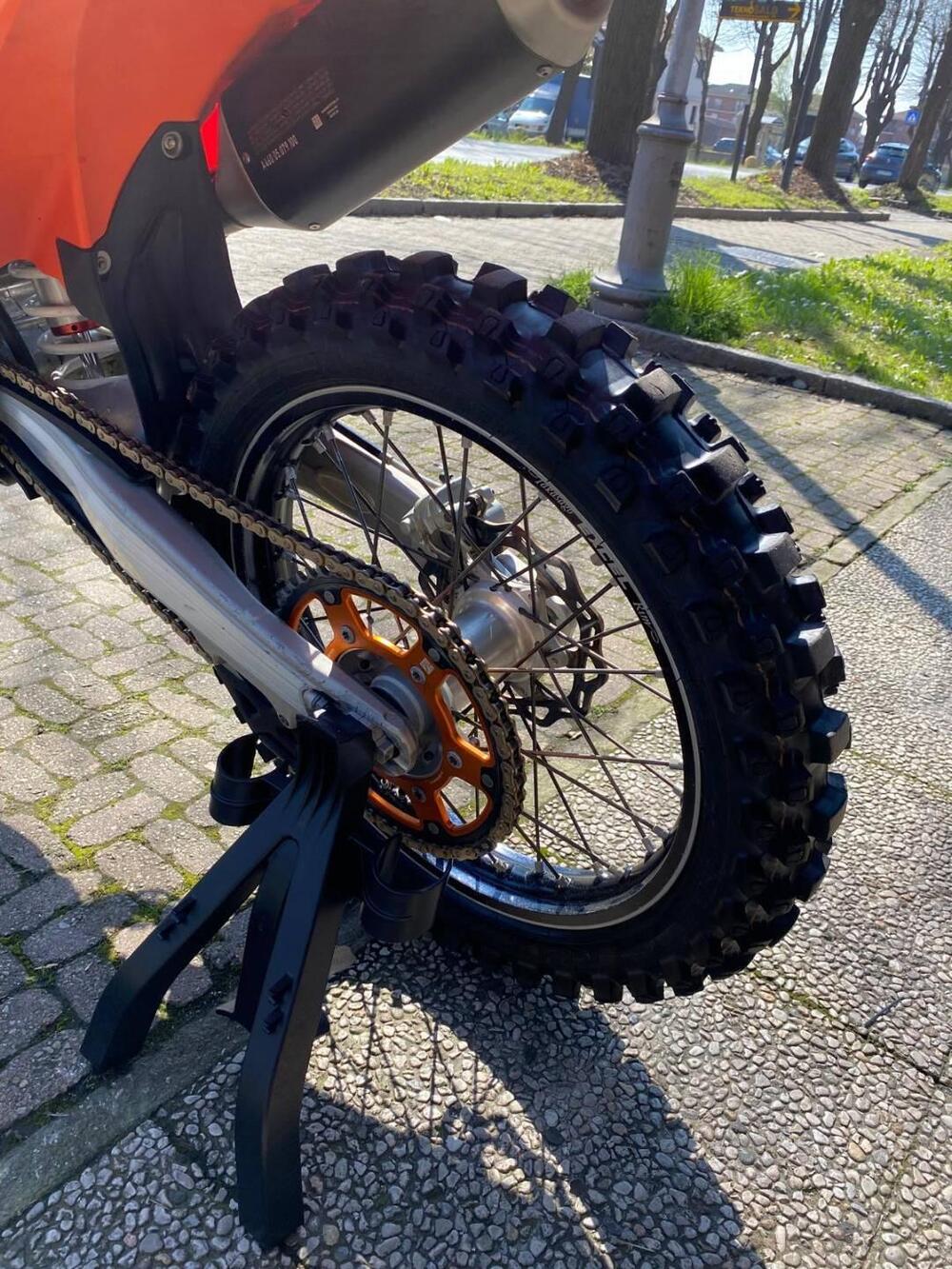 KTM 250 SX-F (2025) (4)