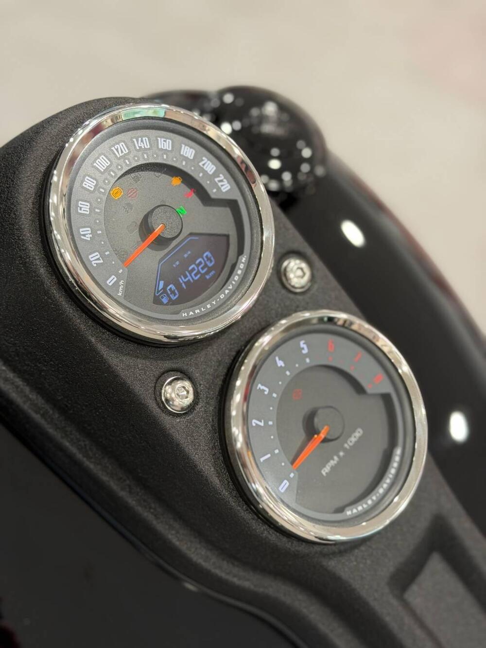 Harley-Davidson 114 Low Rider S (2020) - FXLRS (18)