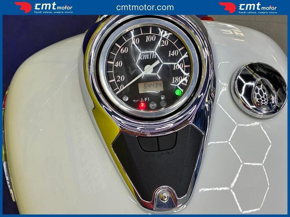 Suzuki Intruder 800 M (2005 - 08) (5)