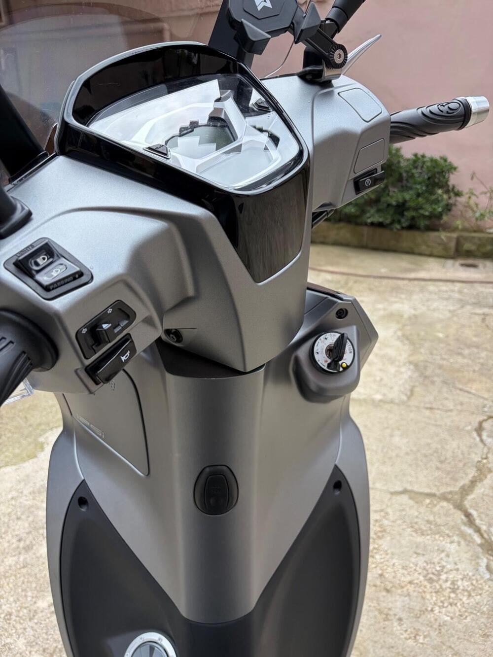 Kymco People 125i S ABS (2024 - 26) (9)