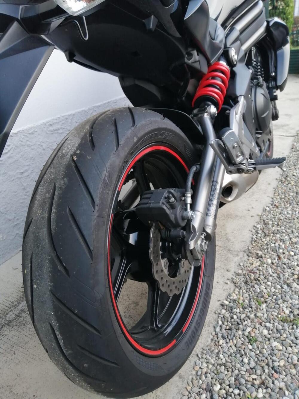 Kawasaki ER-6N (2012 - 13) (3)