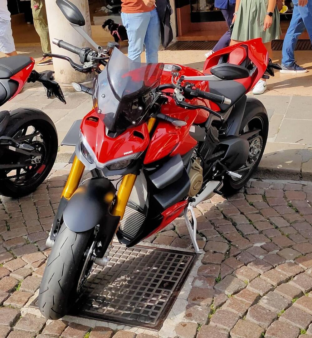 Ducati Streetfighter V4 S (2023 - 24) (4)