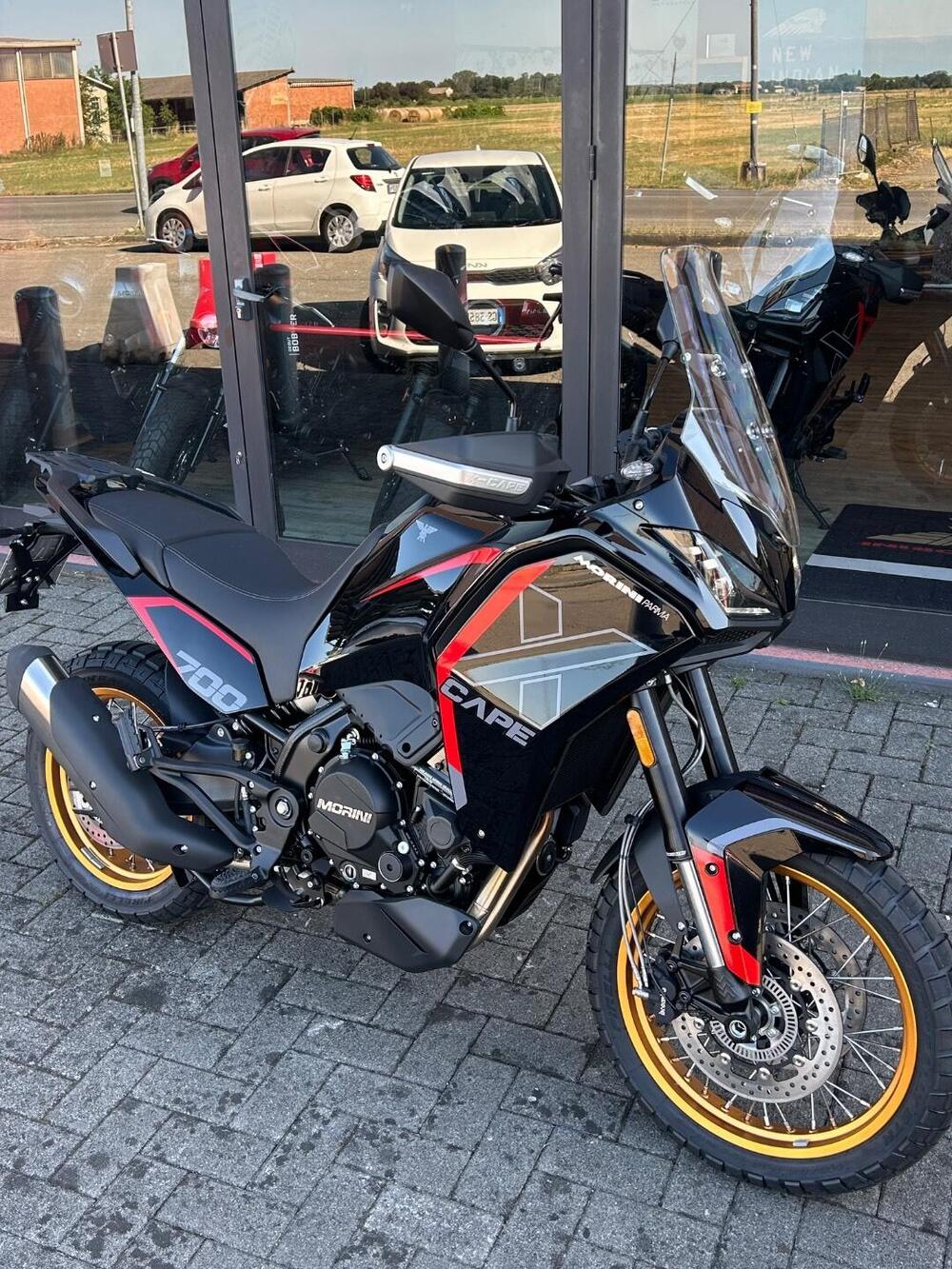 Moto Morini X-Cape 700 Gold Edition (2025 - 26) (5)