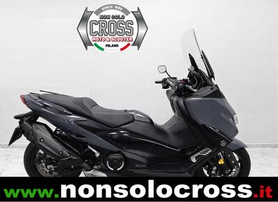 Yamaha T-Max 560 Tech Max (2021) usata