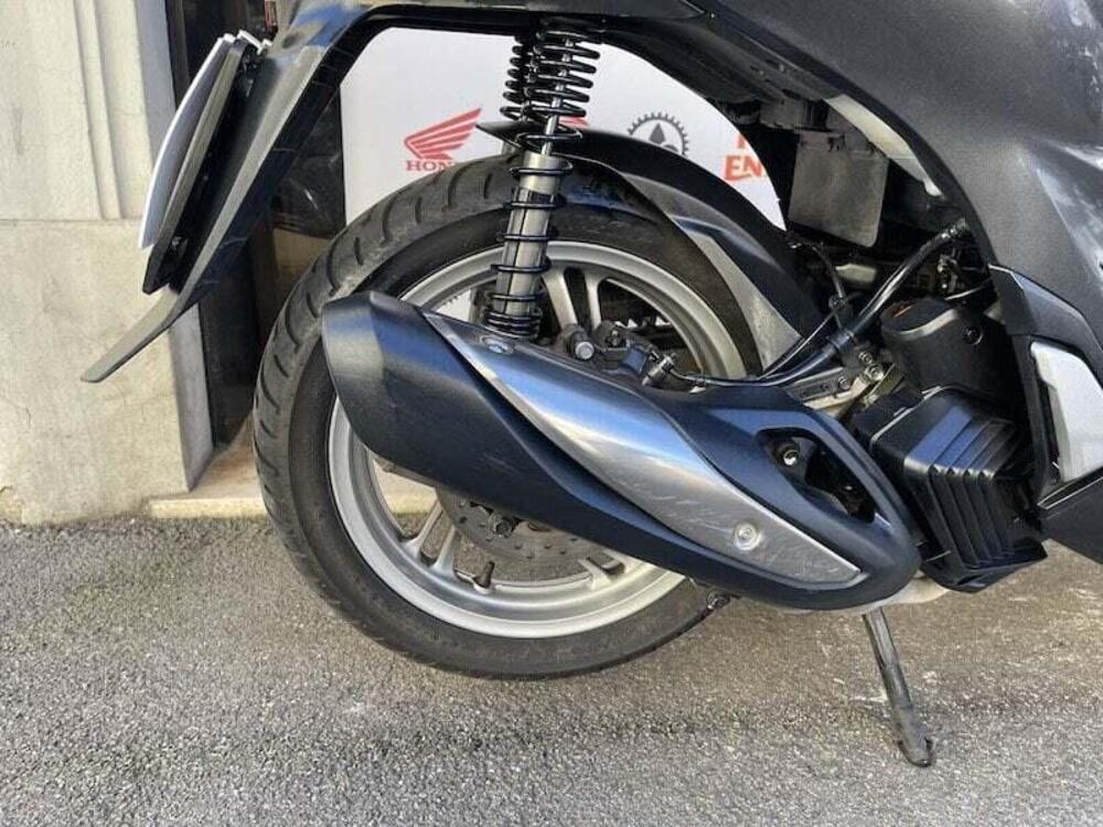 Honda SH 150i (2020 - 23) (2)