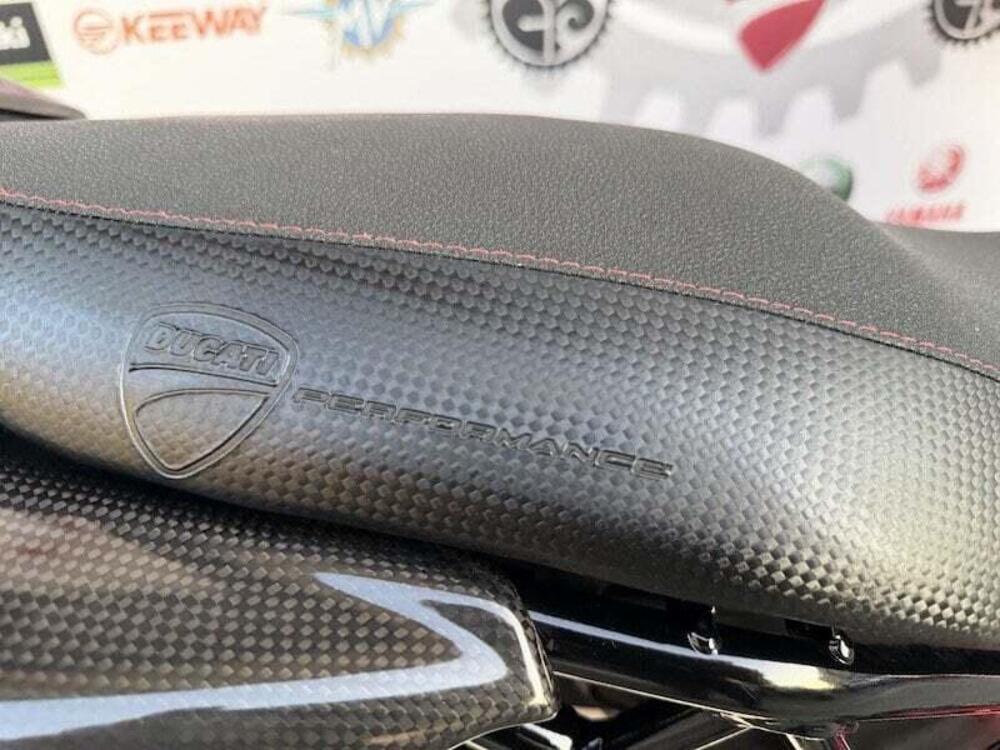 Ducati Hypermotard 1100 EVO (2010 - 12) (5)