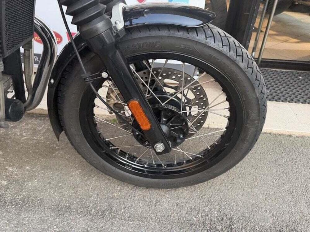 Royal Enfield Interceptor 650 (2021 - 26) (12)