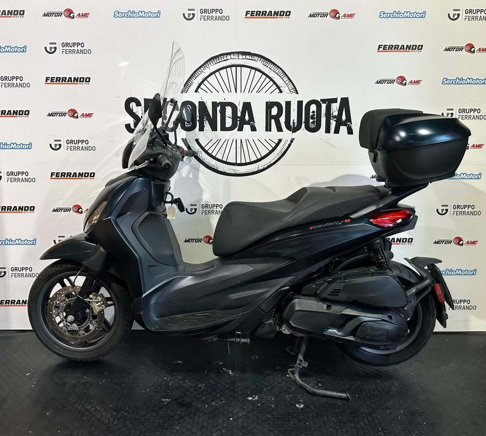 Piaggio Beverly 400 ABS-ASR (2021 - 24) (2)