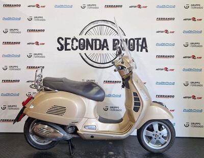 Vespa GTS 300 (2017 - 18) usata