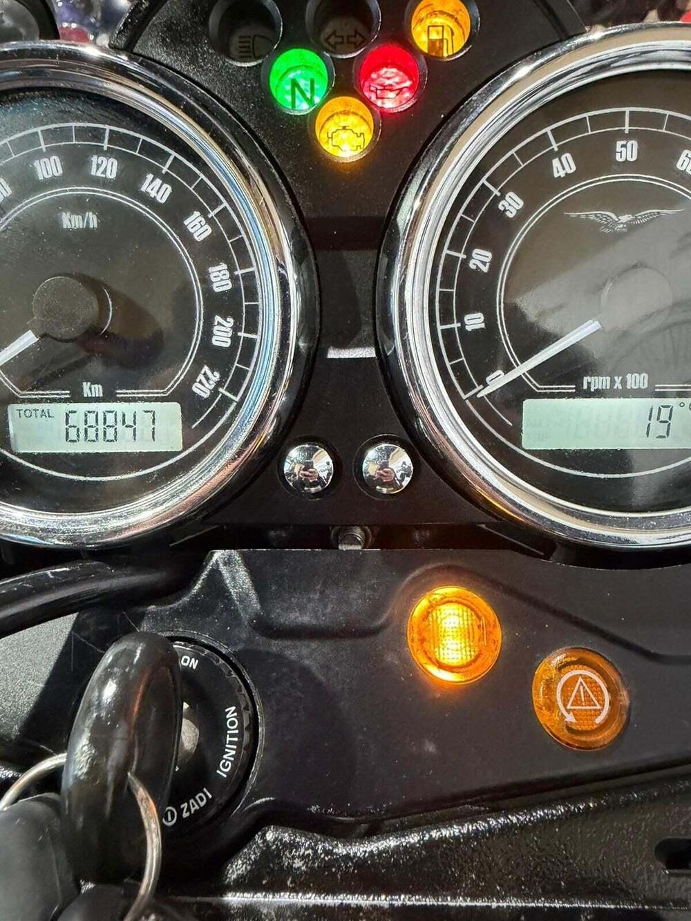 Moto Guzzi V7 II Stone (2015 - 17) (5)