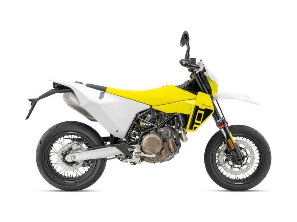 Husqvarna 701 Supermoto (2026) (3)