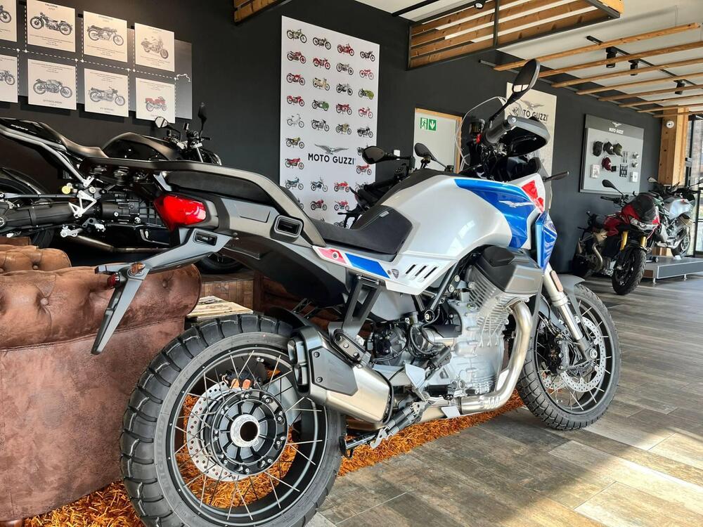 Moto Guzzi Stelvio Duecento Tributo (2025 - 26) (3)