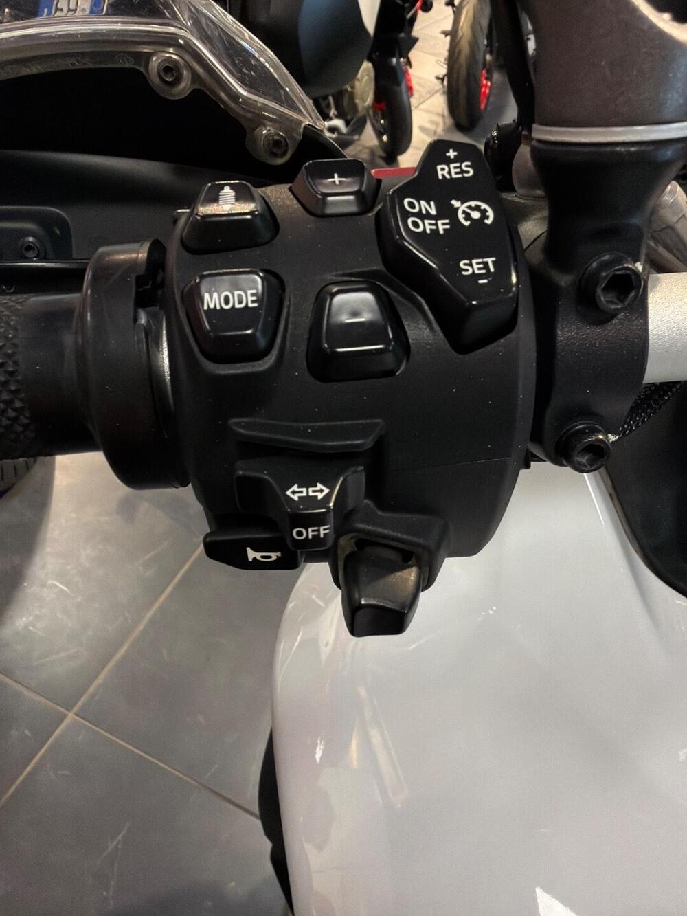 Ducati Multistrada V4 S (2021 - 24) (12)