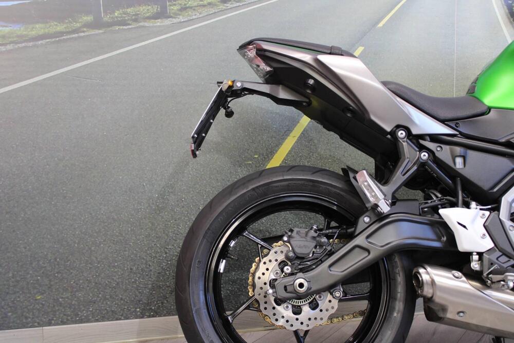 Kawasaki Z 650 (2017 - 19) (15)