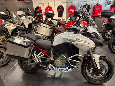 Ducati Multistrada V4 S (2021 - 24) usata