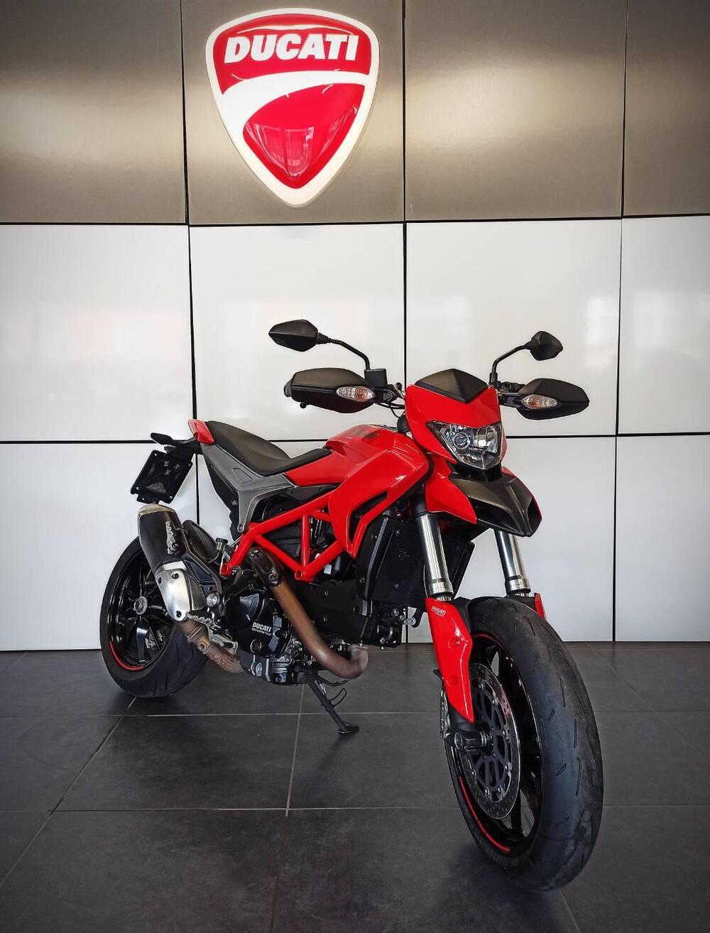 Ducati Hyperstrada 821 (2013 - 15) (2)