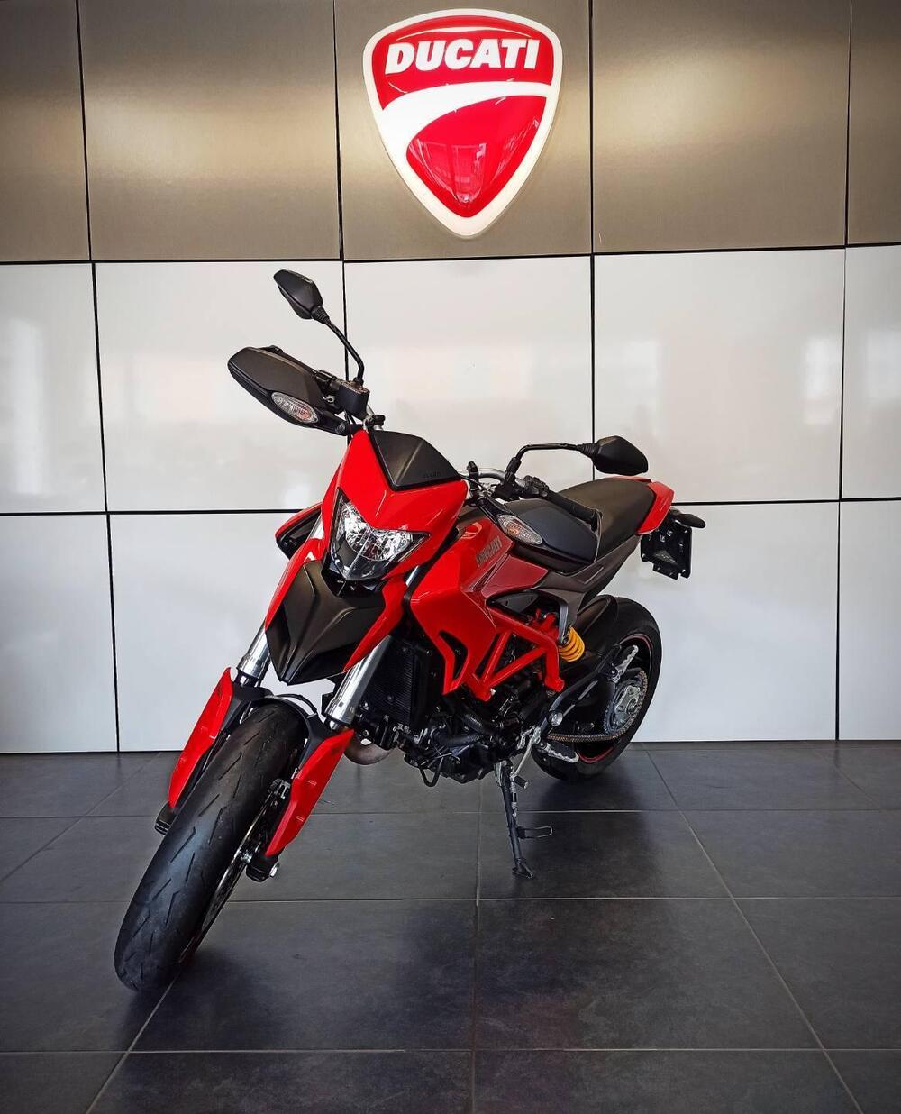 Ducati Hyperstrada 821 (2013 - 15) (4)