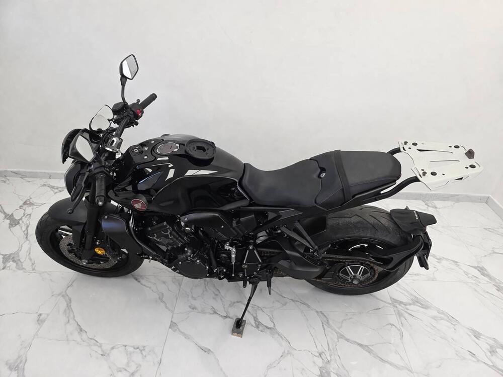 Honda CB 1000 R Black Edition (2021 - 25) (9)