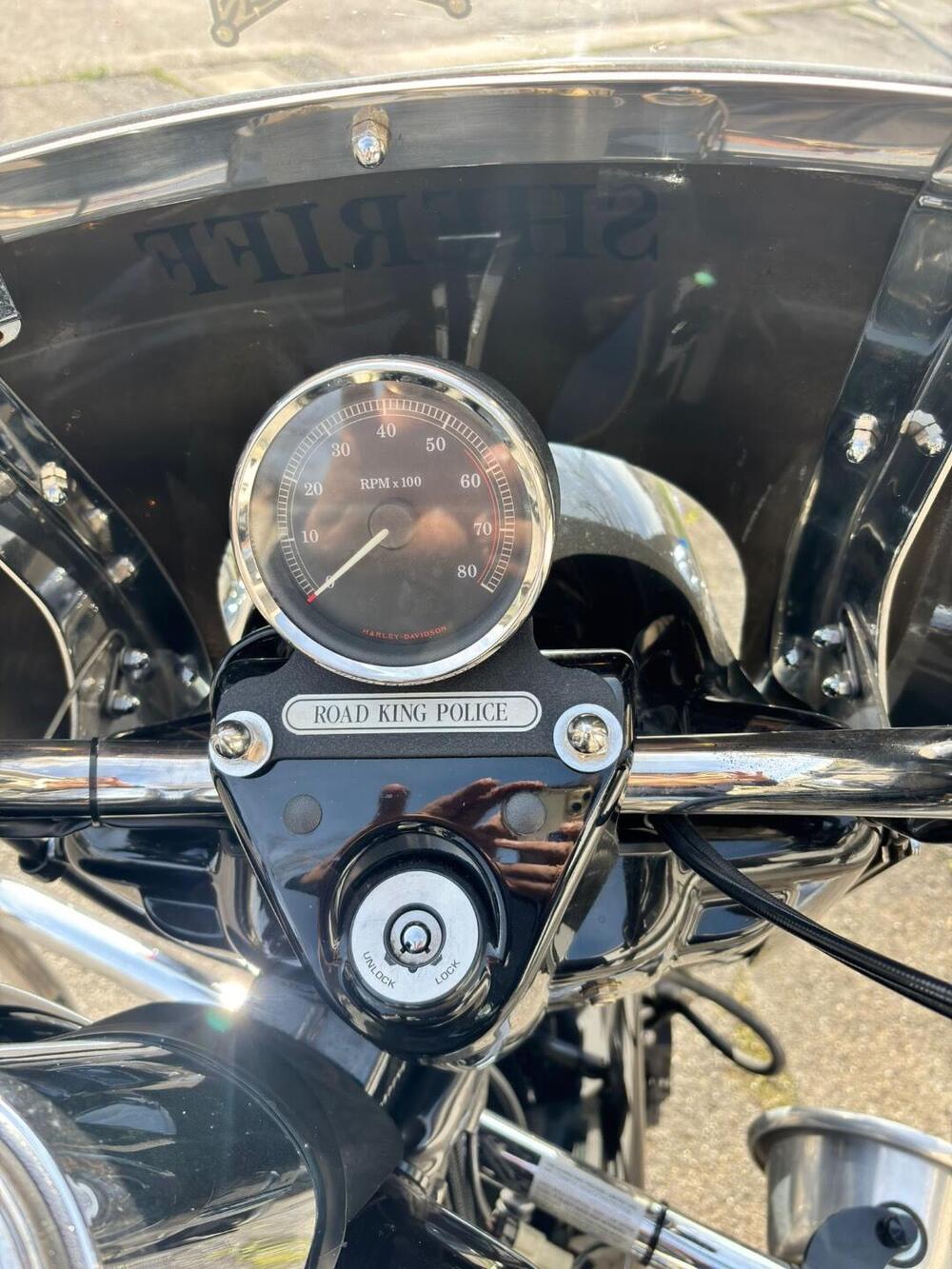 Harley-Davidson 1690 Road King (2008 - 09) - FLHR (9)