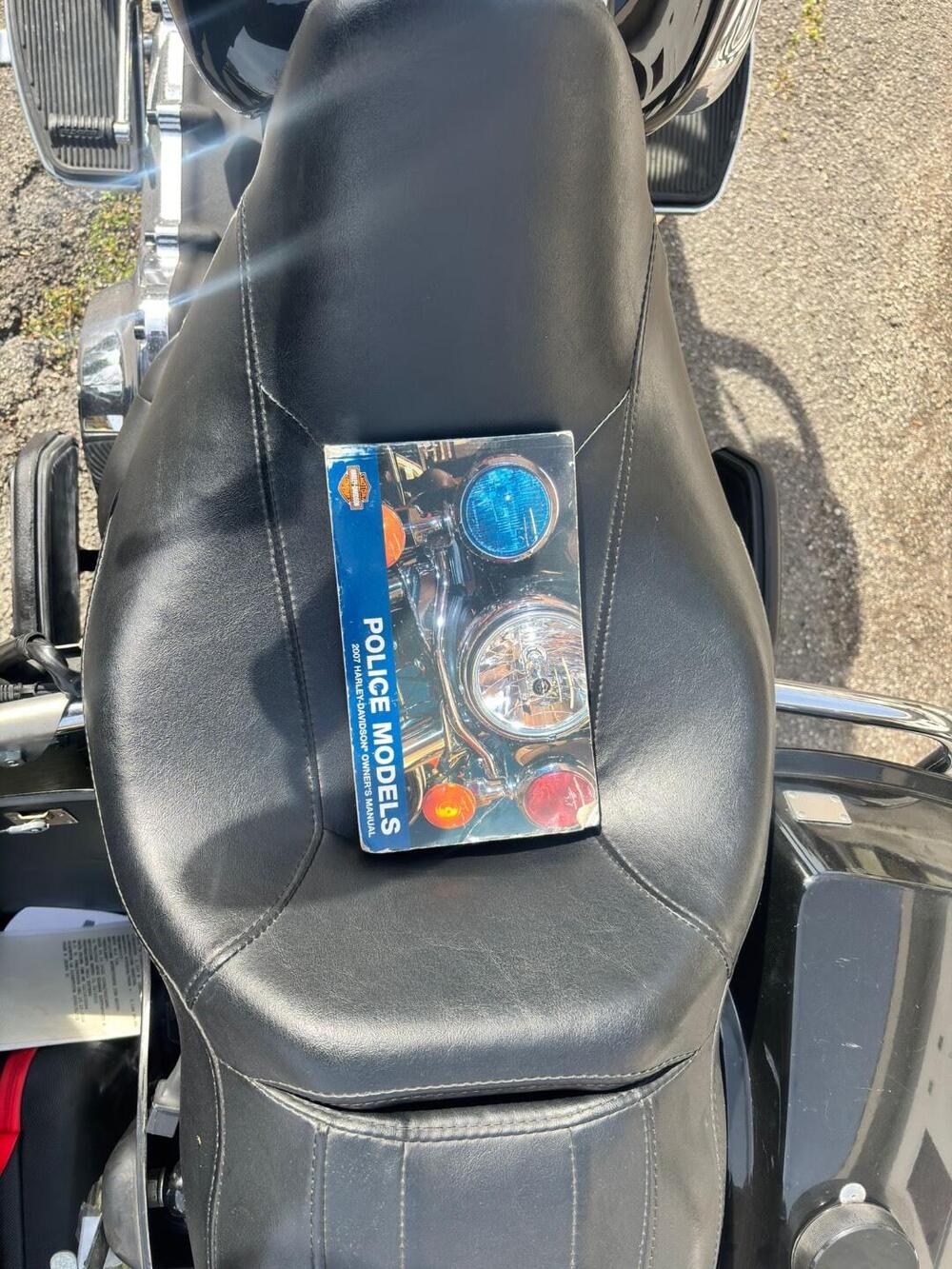 Harley-Davidson 1690 Road King (2008 - 09) - FLHR (12)