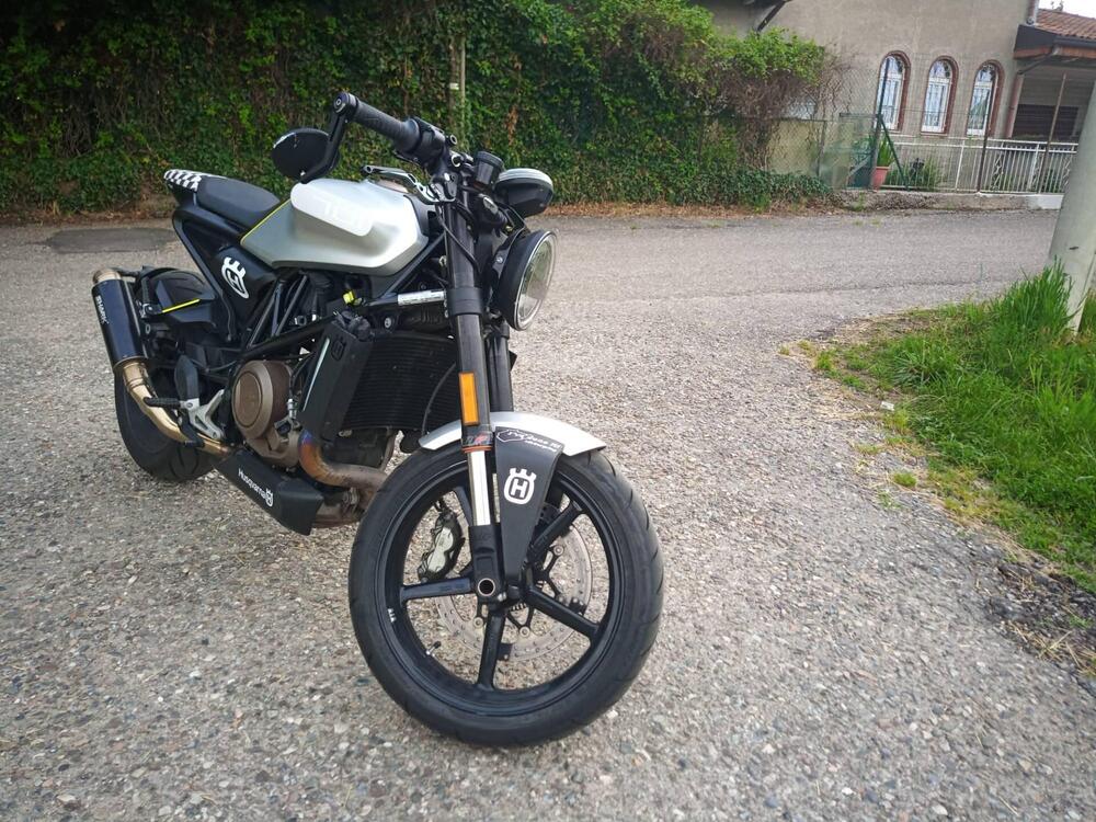 Husqvarna Vitpilen 701 (2020) (2)