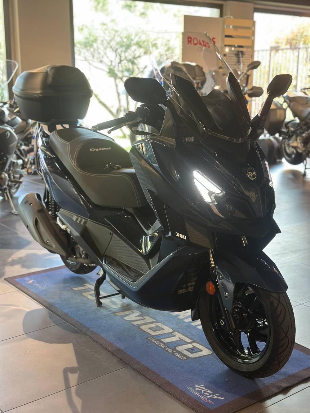 Sym Cruisym 300 E5+ (2025 - 26) (4)