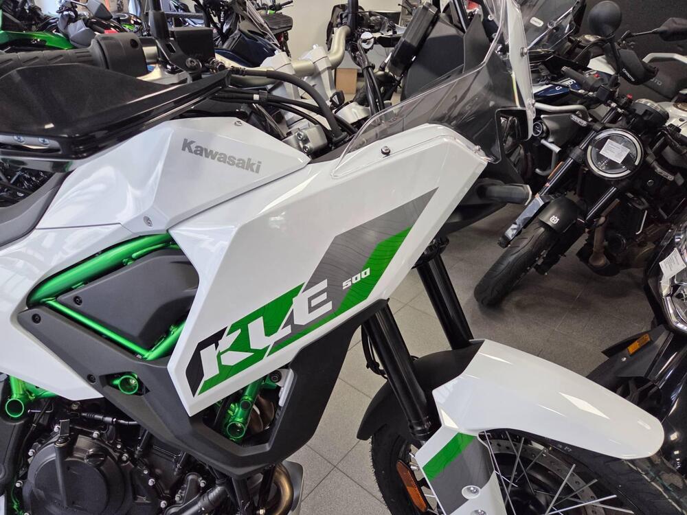 Kawasaki KLE 500 SE (2026) (4)