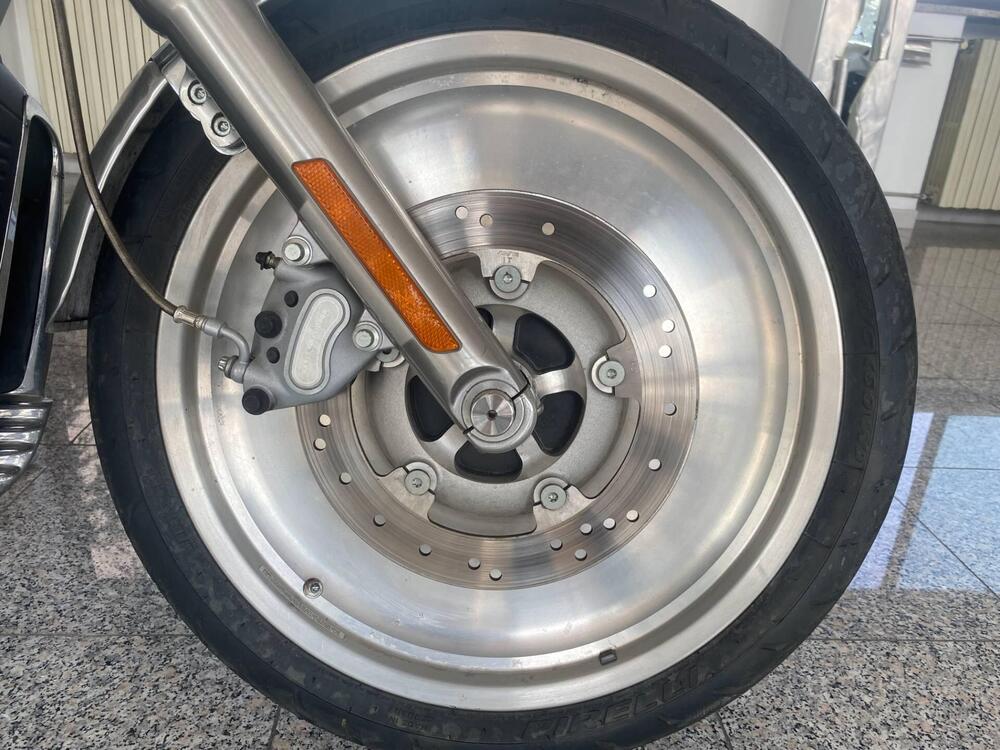 Harley-Davidson 1130 V-Rod (2002 - 05) - VRSCA (17)