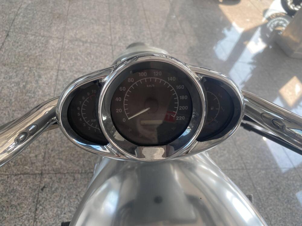 Harley-Davidson 1130 V-Rod (2002 - 05) - VRSCA (8)