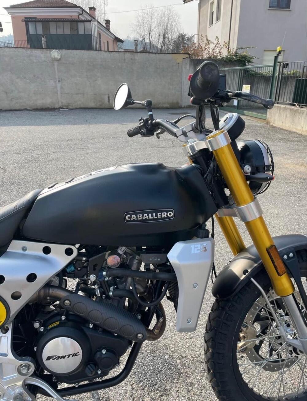 Fantic Motor Caballero 125 Scrambler (2021 - 23) (4)