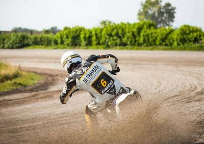 Girare solo a sinistra!? Non &egrave; affatto noioso se lo fai di traverso! [VIDEO]