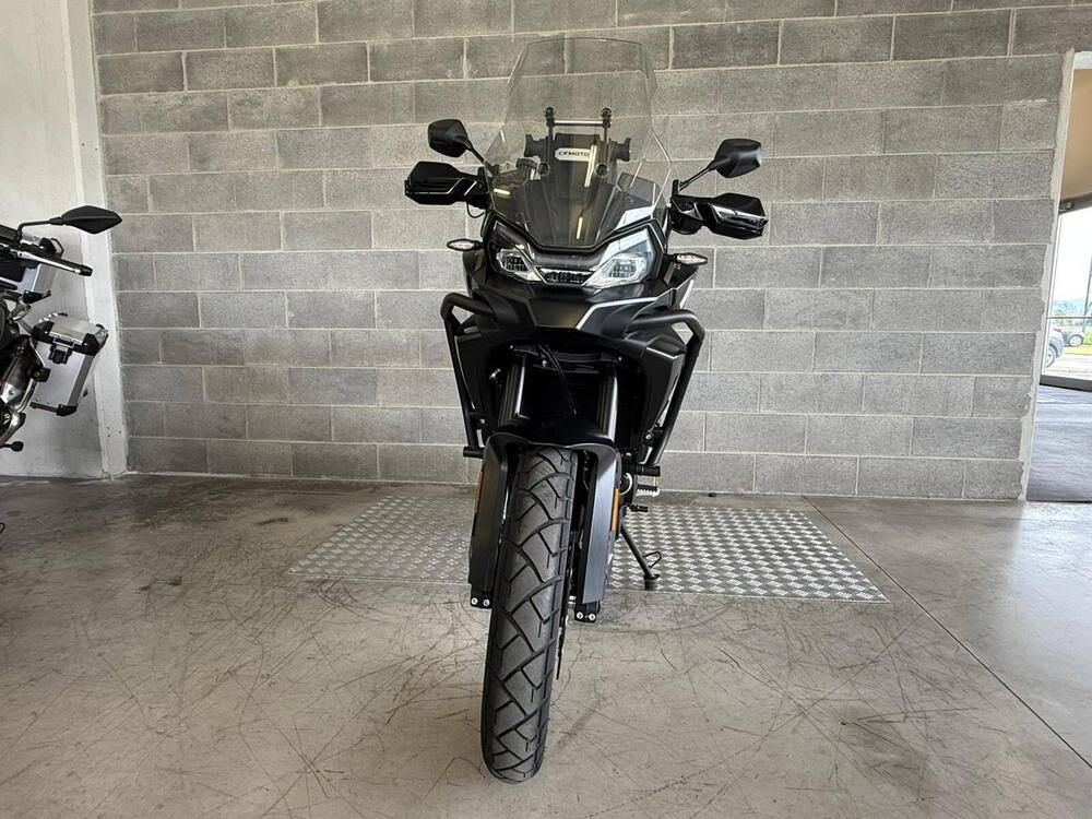 CFMOTO 700MT Adventure (2025 - 26) (4)