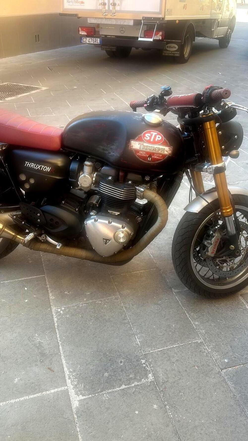 Triumph Thruxton 1200 R (2017 - 20) (3)