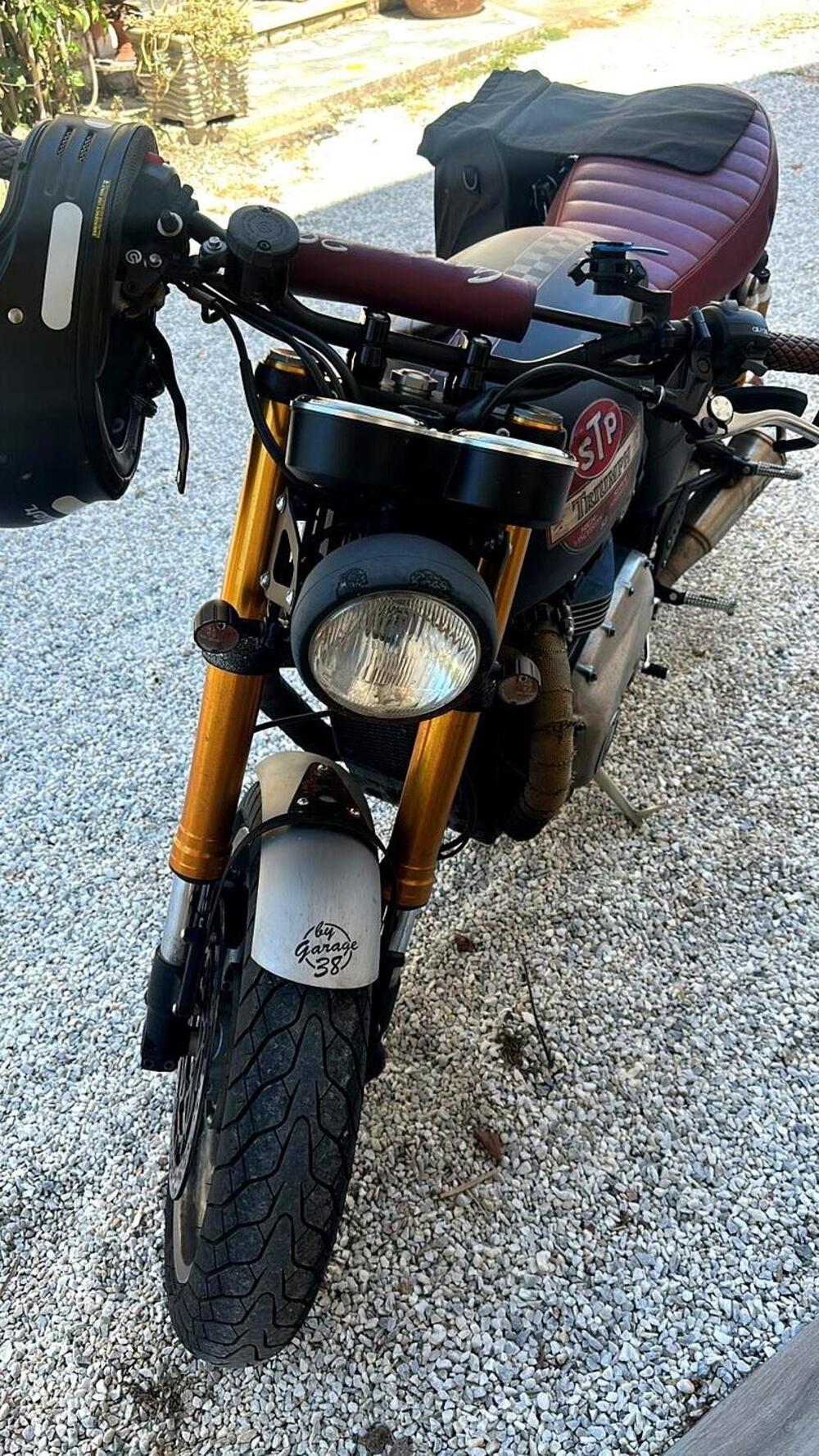 Triumph Thruxton 1200 R (2017 - 20) (4)