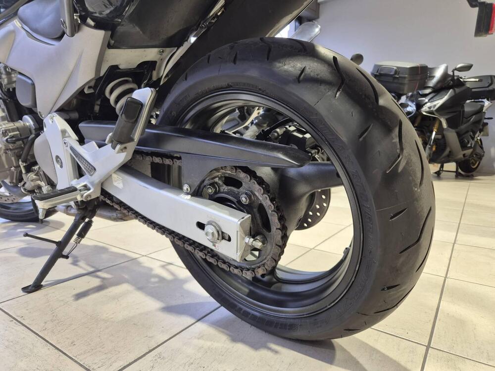 Honda Hornet 600 (2003 - 04) (14)