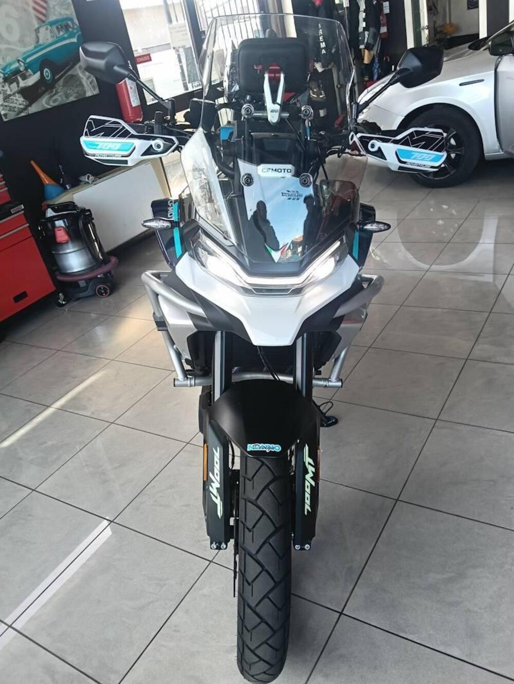 CFMOTO 700MT Adventure (2025 - 26) (3)