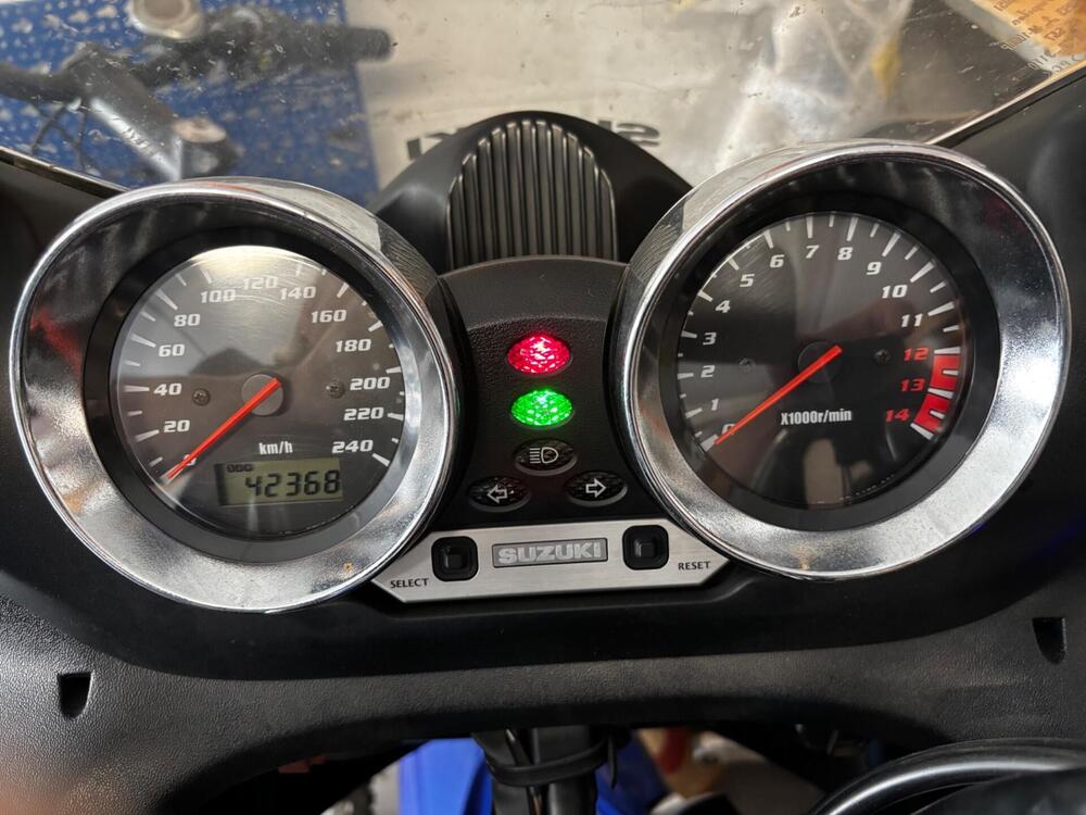 Suzuki GSF 600 Bandit S (2000 - 05) (7)