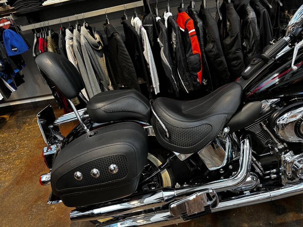 Harley-Davidson 1585 Softail Deluxe (2011) - FLSTN (8)