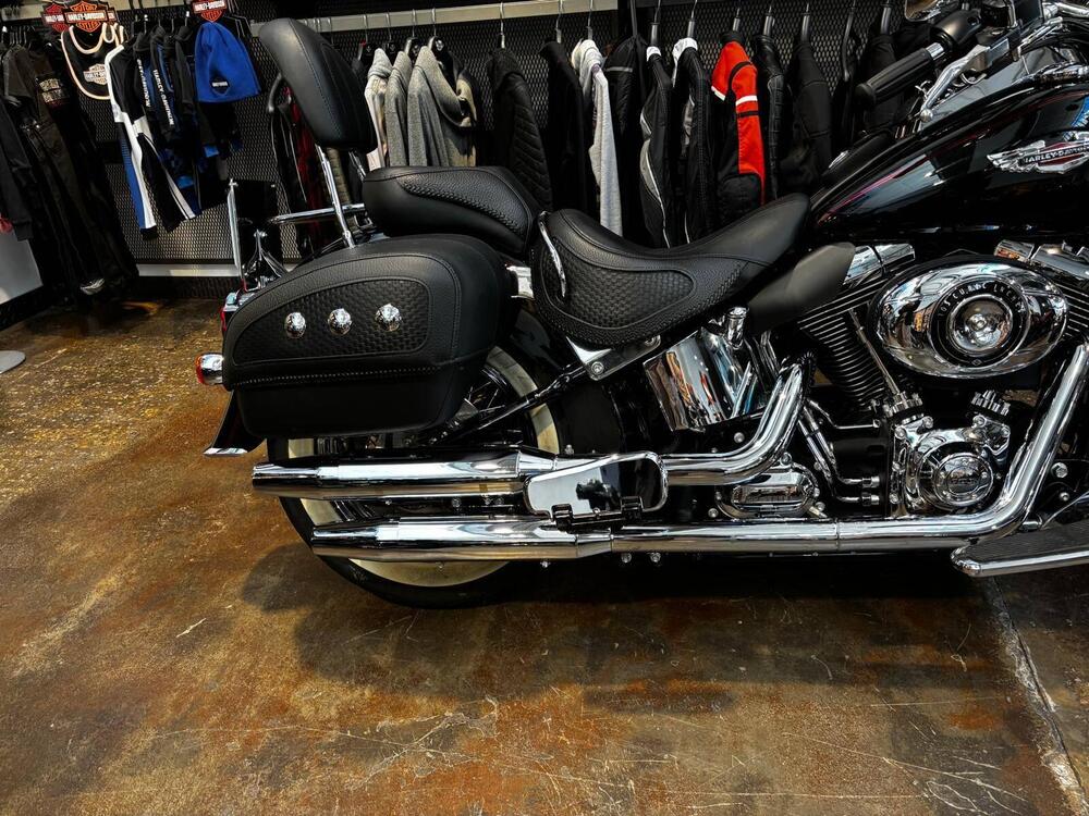 Harley-Davidson 1585 Softail Deluxe (2011) - FLSTN (9)