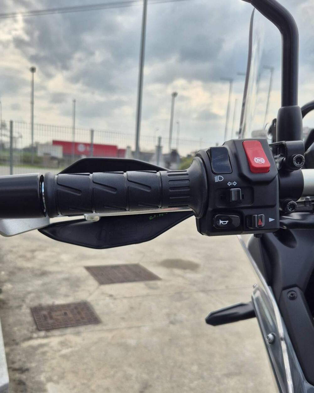 Kawasaki KLE 500 SE (2026) (7)