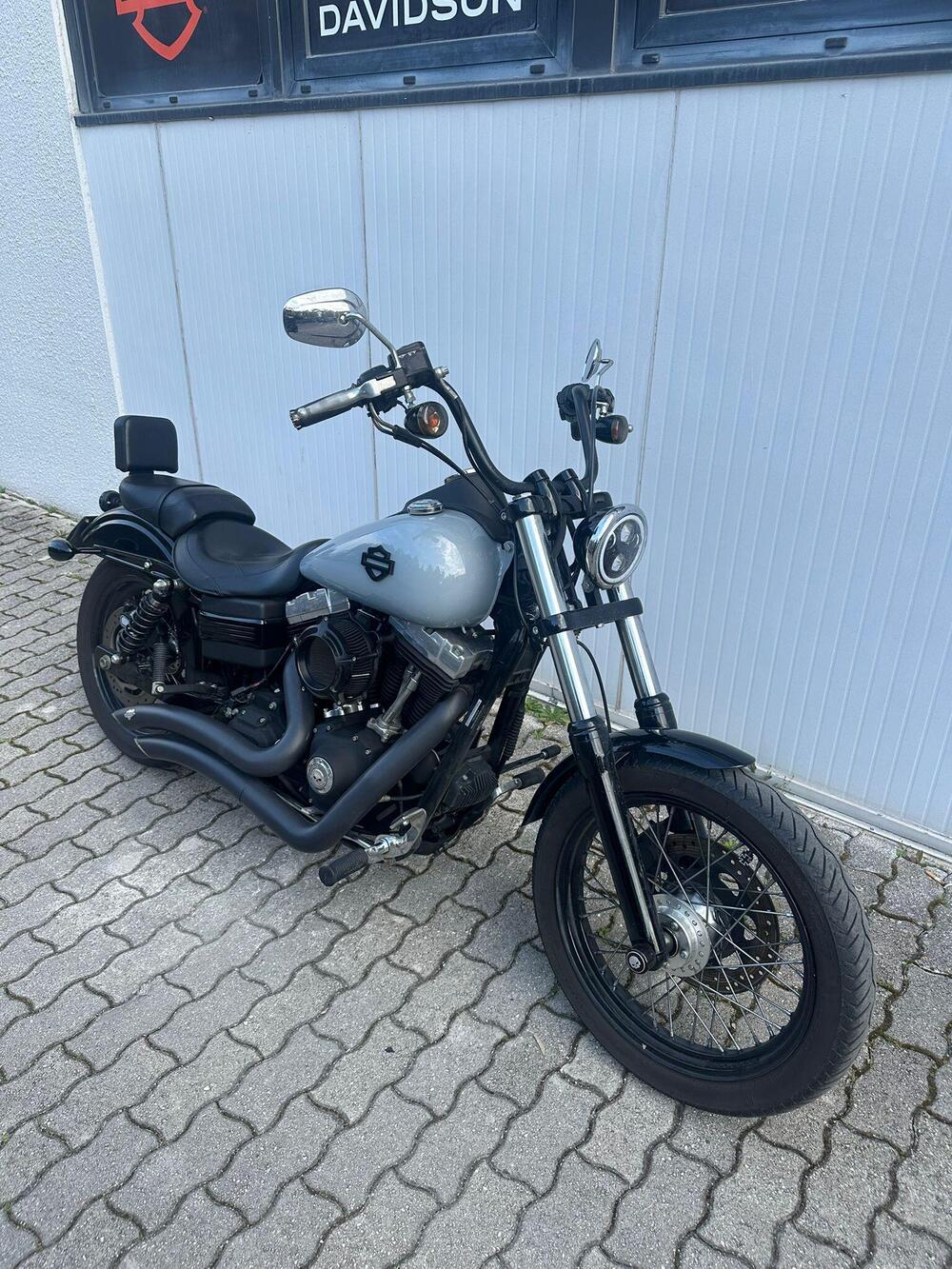 Harley-Davidson 1584 Street Bob (2008 - 15) - FXDB (8)