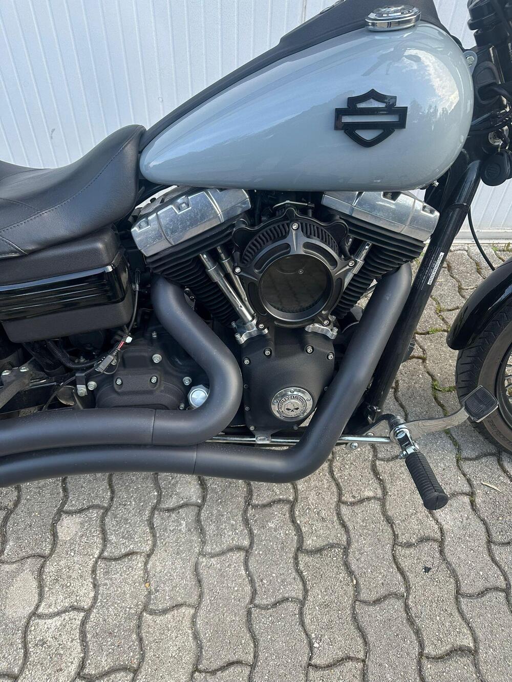 Harley-Davidson 1584 Street Bob (2008 - 15) - FXDB (11)