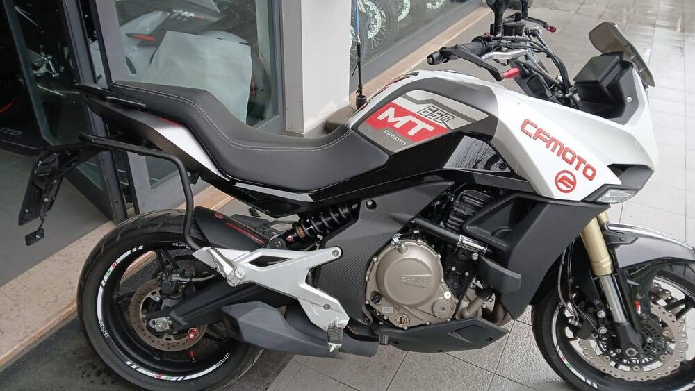 CFMOTO 650MT (2021 - 24) (3)