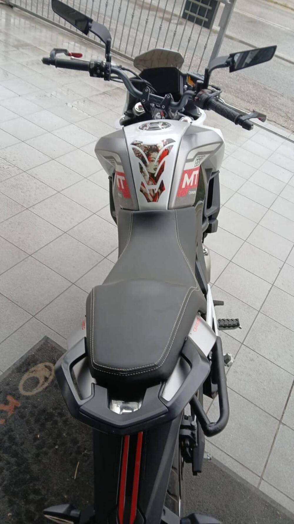 CFMOTO 650MT (2021 - 24) (4)