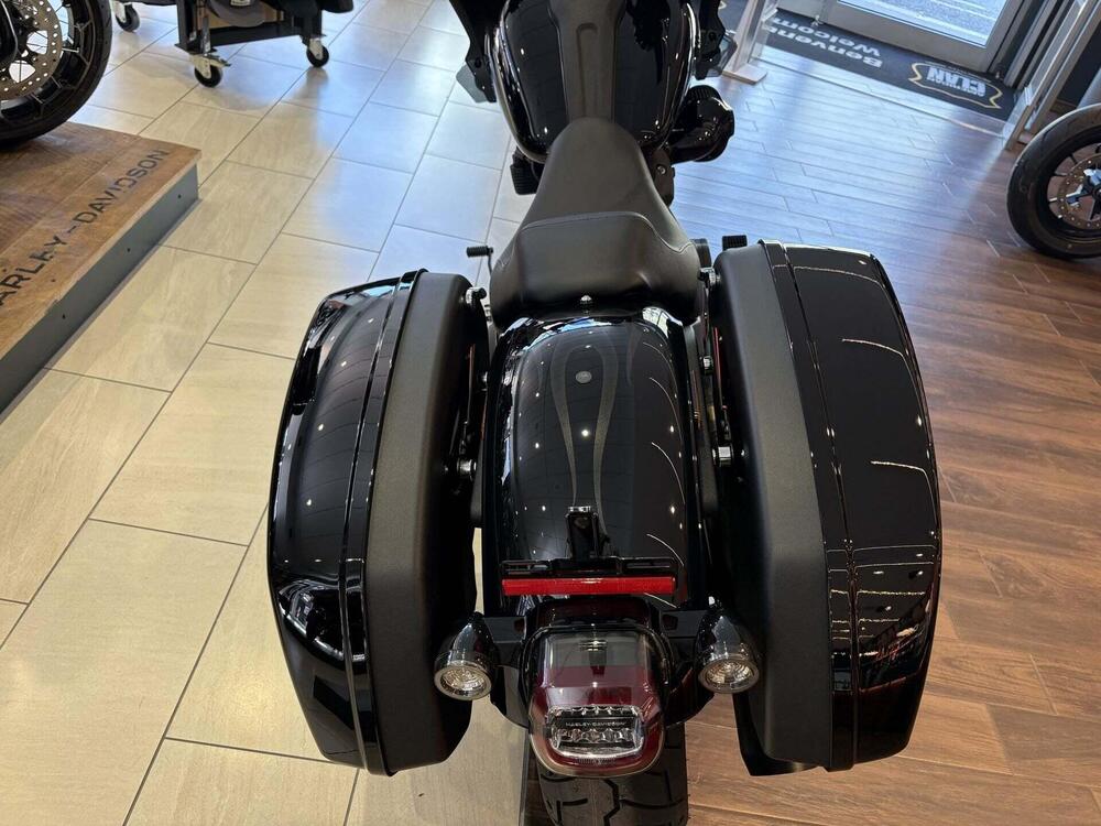 Harley-Davidson Low Rider ST (2025 - 26) (8)