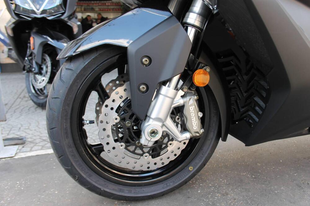 Kymco AK 550 Premium (2023 - 25) (5)