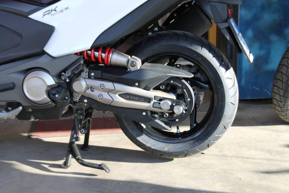 Kymco AK 550 Premium (2023 - 25) (10)