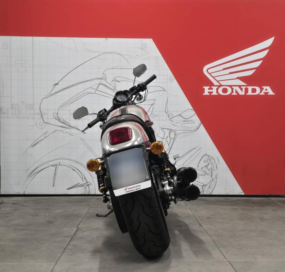 Harley-Davidson 1130 V-ROD (2002 - 05) - VRSCB (4)